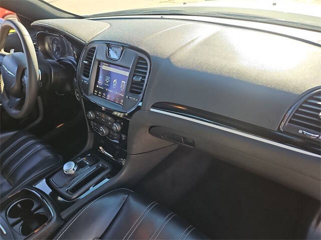 2023 Chrysler 300 S V6