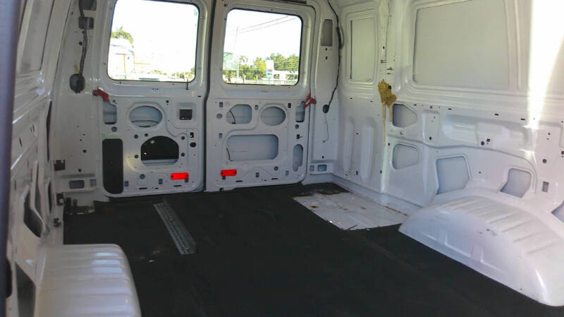 2011 Ford E-Series E-250