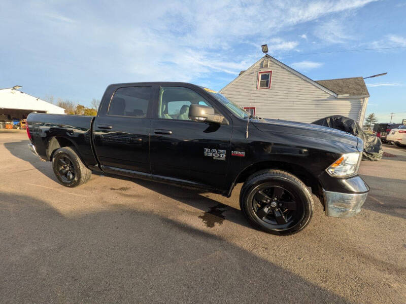 2019 RAM 1500 Classic SLT