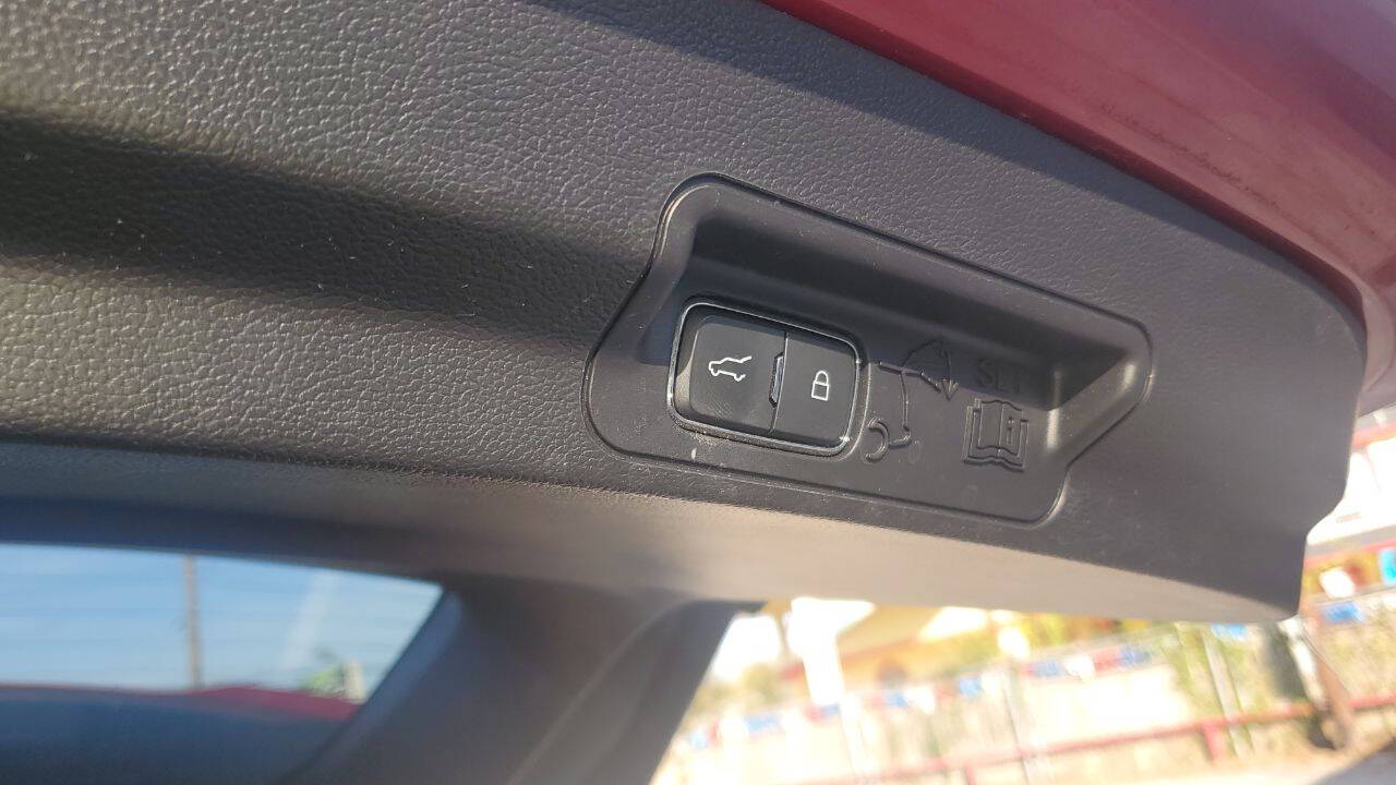 Used Car 2021 Ford Explorer  Xlt 4dr Suv For Sale Under $25,000 In San Antonio, Texas