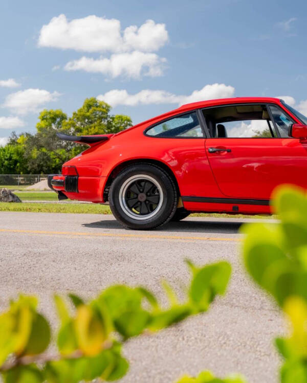 1986 Porsche 911 Carrera