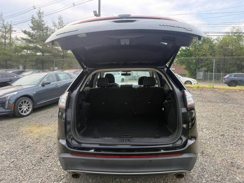 2018 Ford Edge Titanium