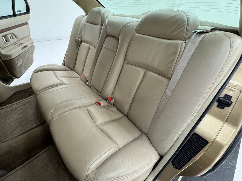 1998 Oldsmobile LSS