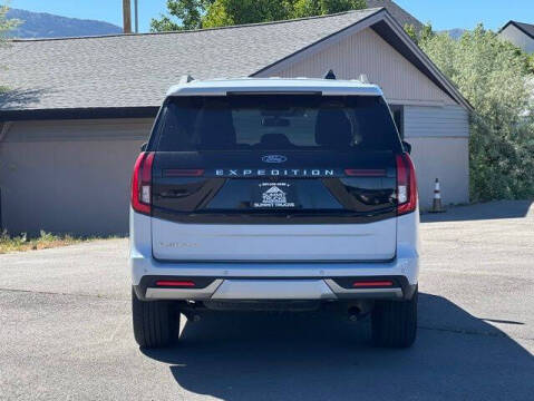 2025 Ford Expedition Platinum