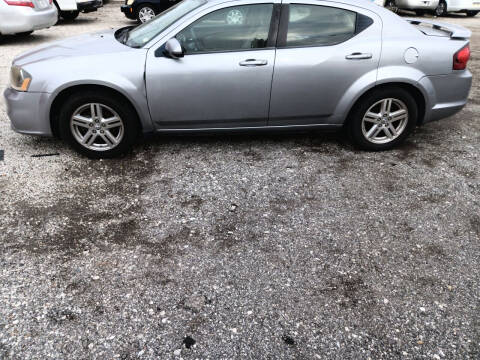 2013 Dodge Avenger for sale at Diaz Used Autos in Danville IL