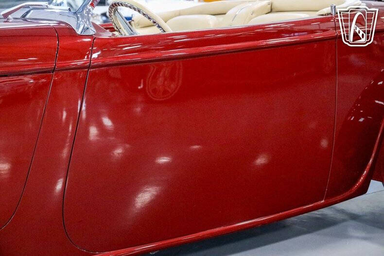 1933 Ford Roadster