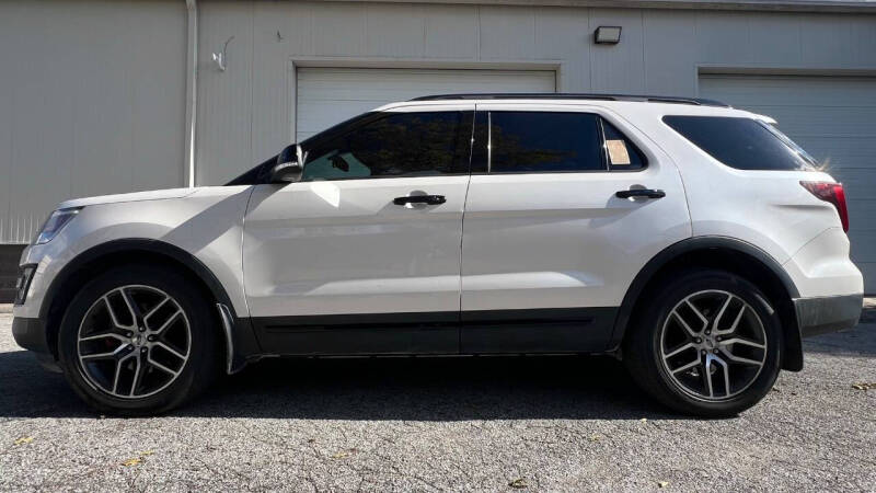 2017 Ford Explorer Sport