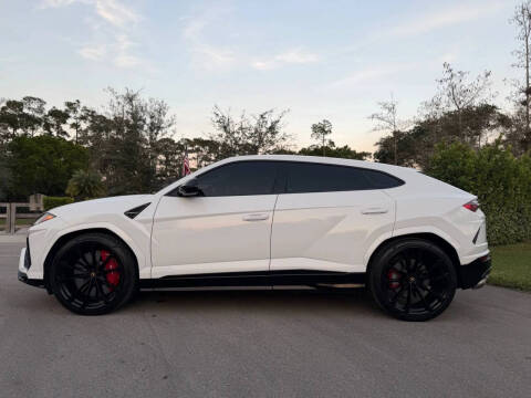 2022 Lamborghini Urus