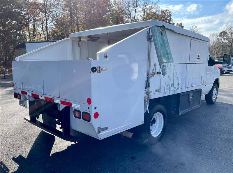 2012 Ford E-Series E-450 SD