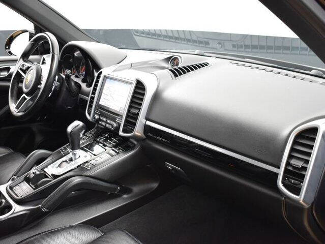 2017 Porsche Cayenne