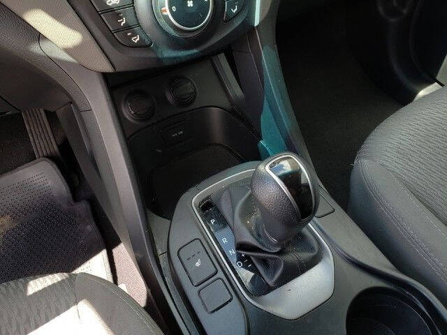 2016 Hyundai Santa Fe SE