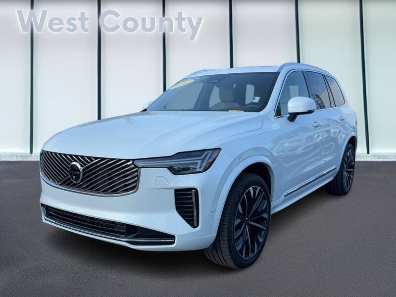 2025 Volvo XC90 B6 Plus Bright Theme 7P