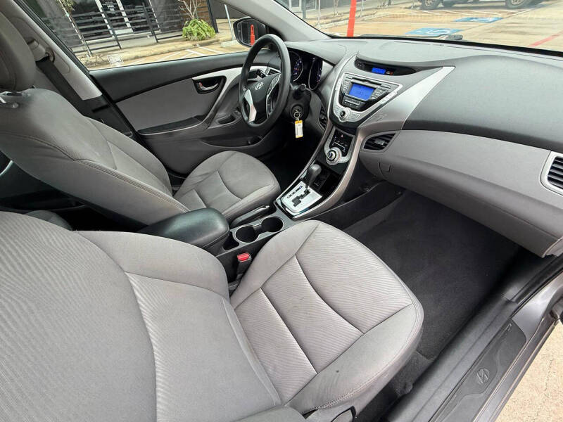 2012 Hyundai Elantra GLS