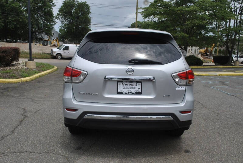 2014 Nissan Pathfinder S