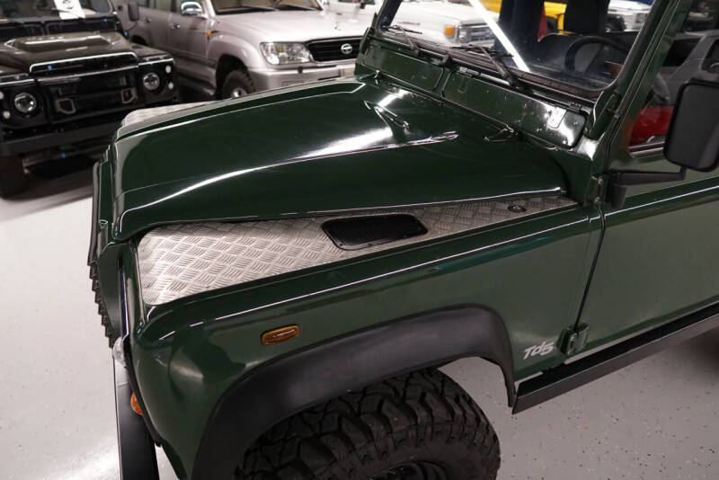 2000 Land Rover Defender