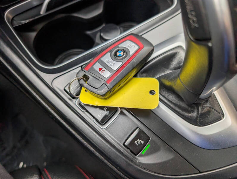 2018 BMW 3 Series 330i xDrive