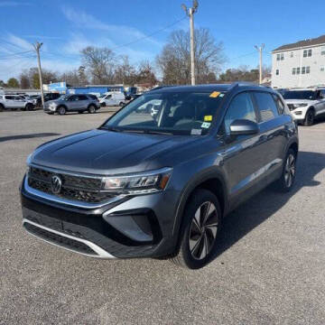 2024 Volkswagen Taos SE 4Motion