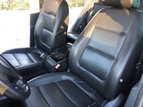 2010 Volkswagen Tiguan S