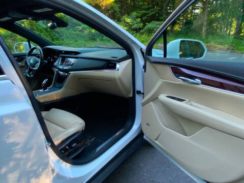 2018 Cadillac XT5 Luxury