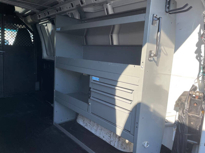 2017 GMC Savana 3500