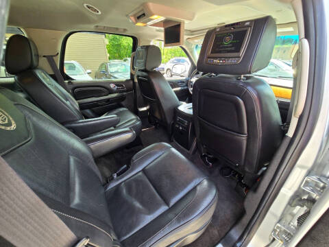 2014 Cadillac Escalade Platinum