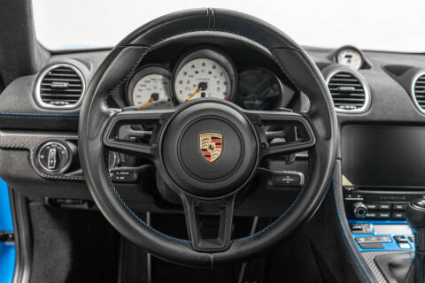 2023 Porsche 718 Cayman GT4 RS