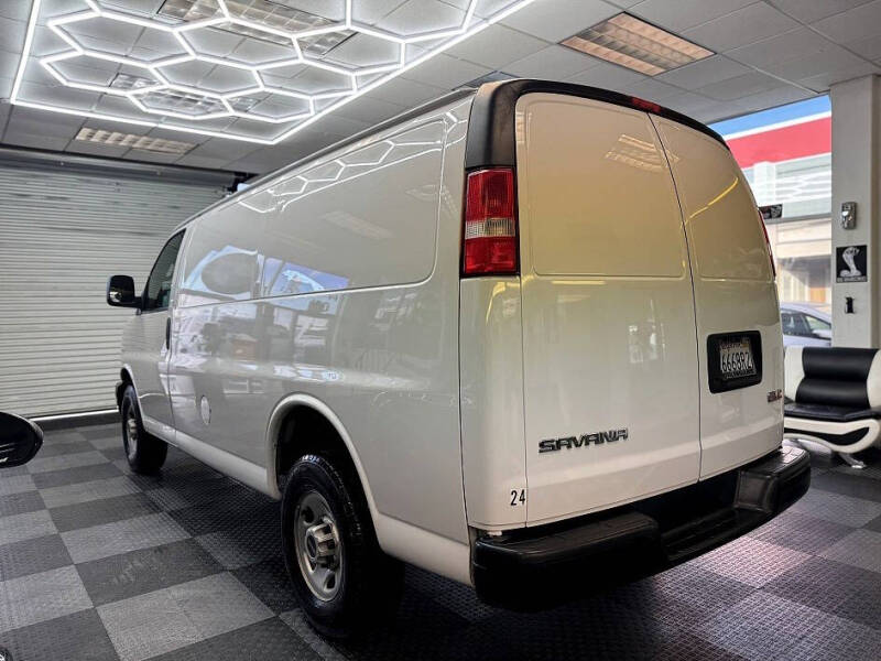 2018 GMC Savana 2500
