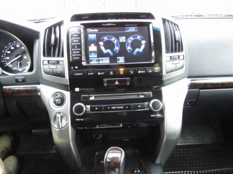2014 Toyota Land Cruiser