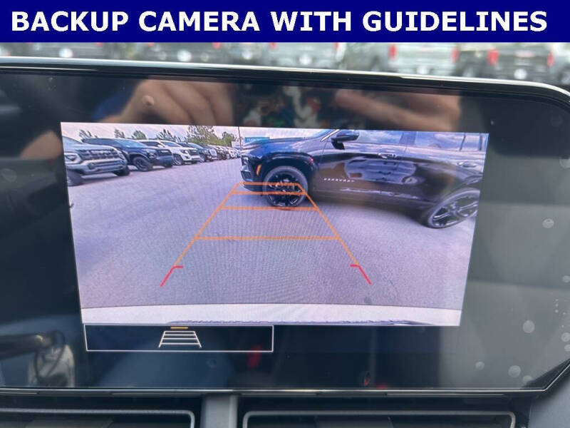 2025 Chevrolet Trax RS