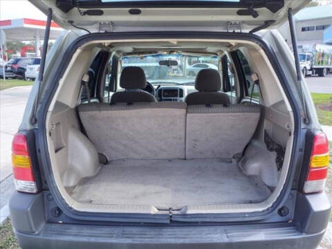 2004 Ford Escape XLT