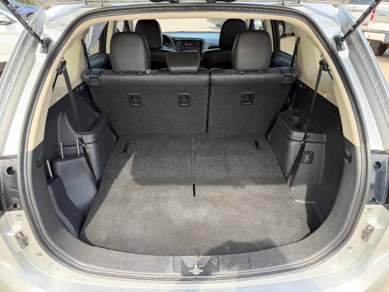 2019 Mitsubishi Outlander SE