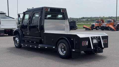 2025 Freightliner M2 106