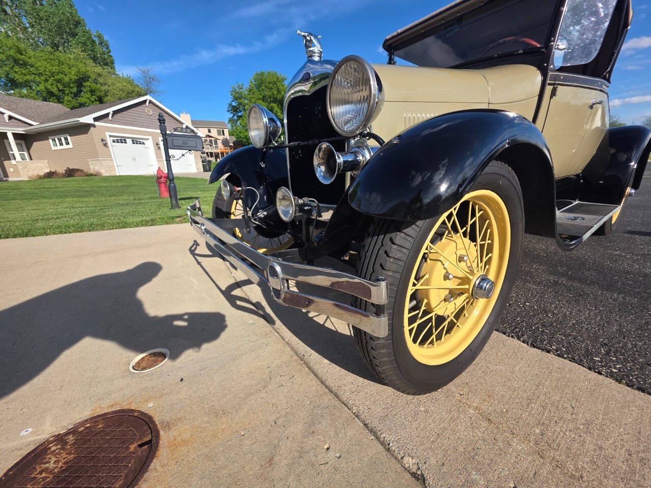 1928 Ford Roadster 108