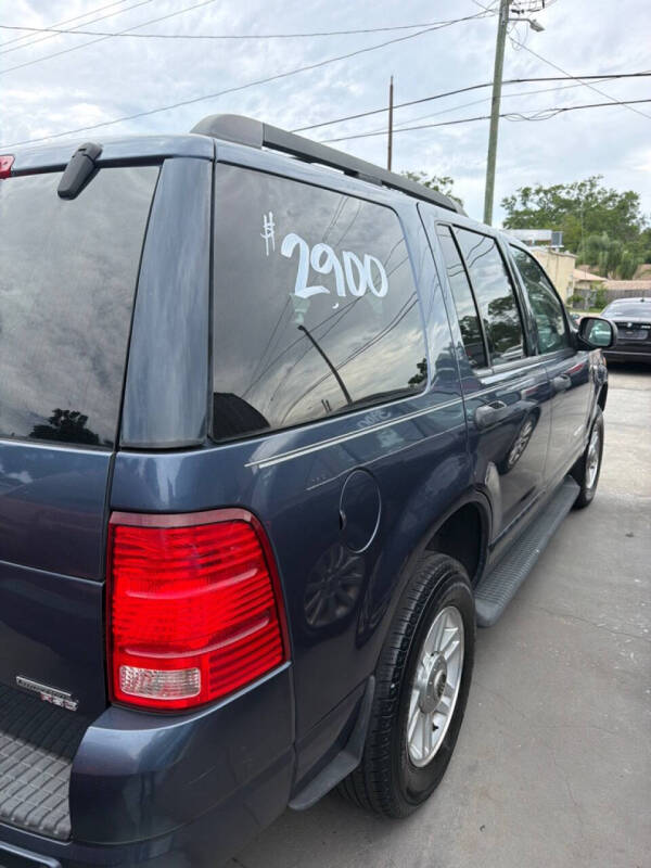2005 Ford Explorer XLT
