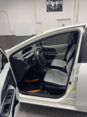 2014 Toyota Prius c One
