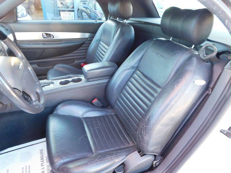 2002 Ford Thunderbird Deluxe