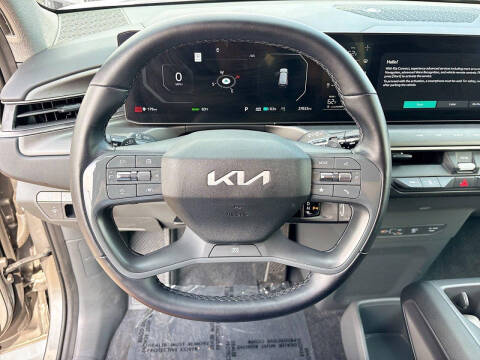 2024 Kia EV9 Light Long Range