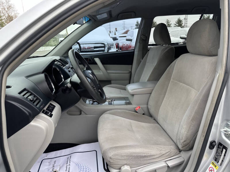 2013 Toyota Highlander Plus