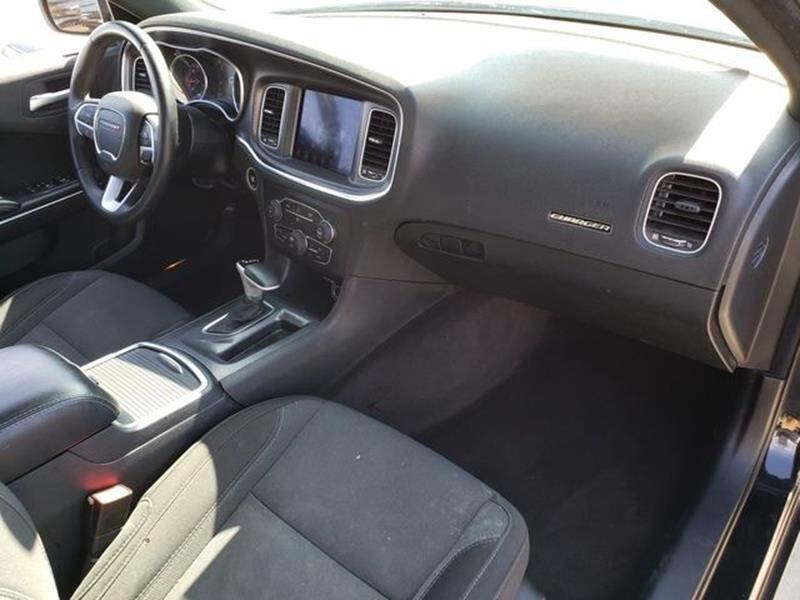 2017 Dodge Charger SXT