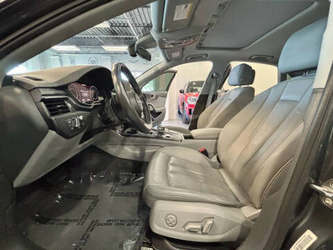 2017 Audi A4 2.0T quattro Prestige