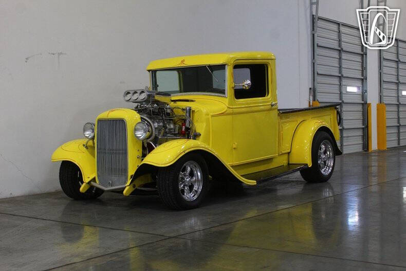 1932 Ford F-100