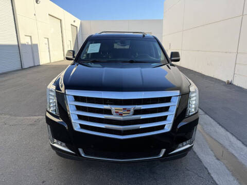 2018 Cadillac Escalade Standard