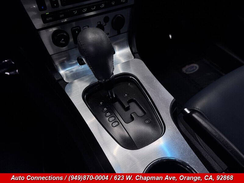 2005 Ford Thunderbird Deluxe