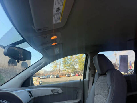 2012 Chevrolet Traverse LS