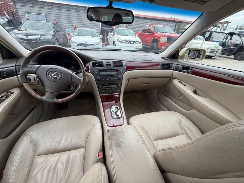 2002 Lexus ES 300