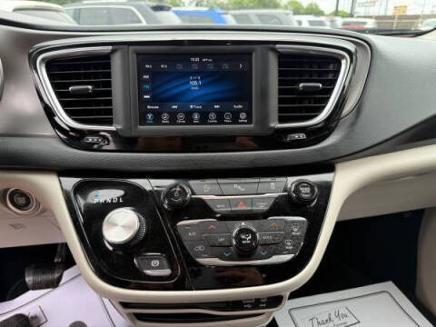 2020 Chrysler Pacifica Touring L