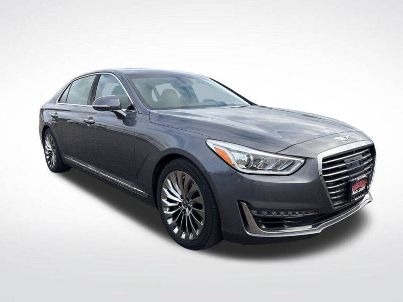 2017 Genesis G90
