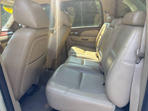 2012 Chevrolet Avalanche LTZ