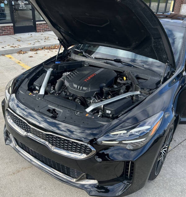 2022 Kia Stinger GT1