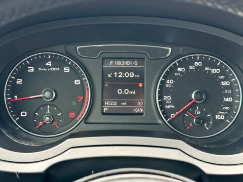 2016 Audi Q3 2.0T quattro Premium Plus